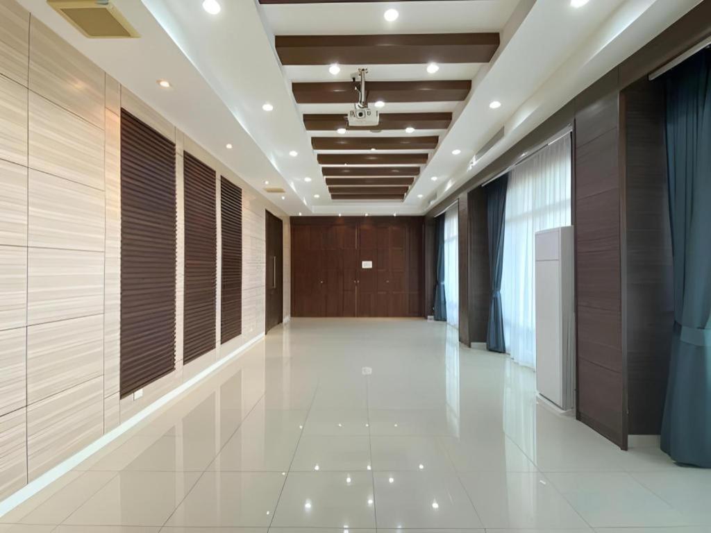 סי ראצ'ה Laemchabang City Hotel מראה חיצוני תמונה